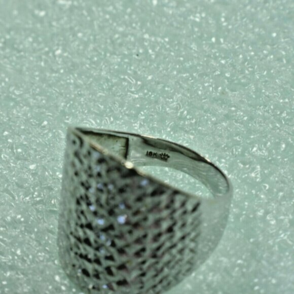 New 18K White Gold Wide Hammered Band Ring Sizable 8 - Picture 6 of 6